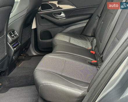 Серый Мерседес ГЛЕ-Класс, объемом двигателя 3 л и пробегом 60 тыс. км за 72000 $, фото 16 на Automoto.ua