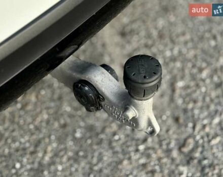 Серый Мерседес ГЛЕ-Класс, объемом двигателя 1.95 л и пробегом 75 тыс. км за 73900 $, фото 81 на Automoto.ua