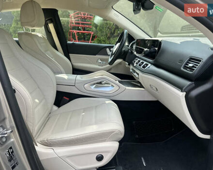 Серый Мерседес ГЛЕ-Класс, объемом двигателя 1.95 л и пробегом 63 тыс. км за 75000 $, фото 19 на Automoto.ua