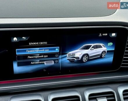 Серый Мерседес ГЛЕ-Класс, объемом двигателя 1.95 л и пробегом 75 тыс. км за 73900 $, фото 67 на Automoto.ua