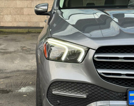 Мерседес ГЛЕ-Класс 2020 в Киеве на Automoto.ua Серый Мерседес ГЛЕ-Класс, объемом двигателя 2 л и пробегом 71 тыс. км за 57500 $, фото 2 на Automoto.ua