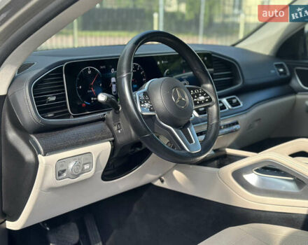Серый Мерседес ГЛЕ-Класс, объемом двигателя 1.95 л и пробегом 63 тыс. км за 75000 $, фото 7 на Automoto.ua