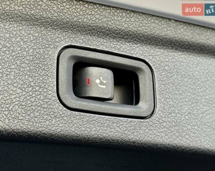 Серый Мерседес ГЛЕ-Класс, объемом двигателя 1.95 л и пробегом 75 тыс. км за 73900 $, фото 82 на Automoto.ua