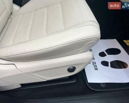 Серый Мерседес ГЛЕ-Класс, объемом двигателя 1.99 л и пробегом 150 тыс. км за 76000 $, фото 17 на Automoto.ua