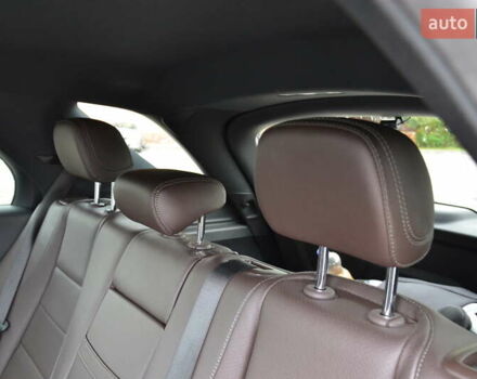 Серый Мерседес ГЛЕ-Класс, объемом двигателя 2 л и пробегом 82 тыс. км за 71999 $, фото 45 на Automoto.ua