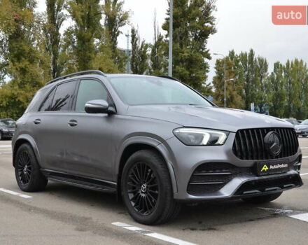 Серый Мерседес ГЛЕ-Класс, объемом двигателя 2 л и пробегом 82 тыс. км за 71999 $, фото 1 на Automoto.ua