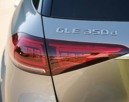 Сірий Мерседес ГЛЕ-Клас, об'ємом двигуна 2.93 л та пробігом 95 тис. км за 73000 $, фото 4 на Automoto.ua