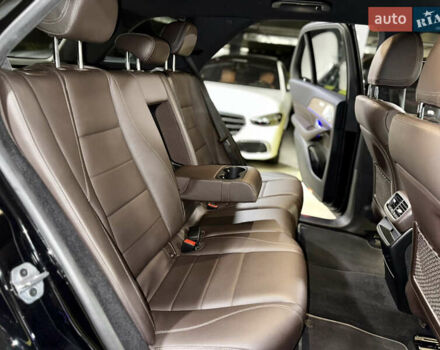 Серый Мерседес ГЛЕ-Класс, объемом двигателя 2 л и пробегом 82 тыс. км за 66700 $, фото 31 на Automoto.ua