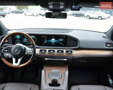 Серый Мерседес ГЛЕ-Класс, объемом двигателя 2 л и пробегом 82 тыс. км за 71999 $, фото 25 на Automoto.ua