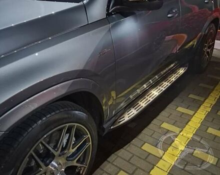 Серый Мерседес ГЛЕ-Класс, объемом двигателя 3 л и пробегом 67 тыс. км за 93000 $, фото 4 на Automoto.ua