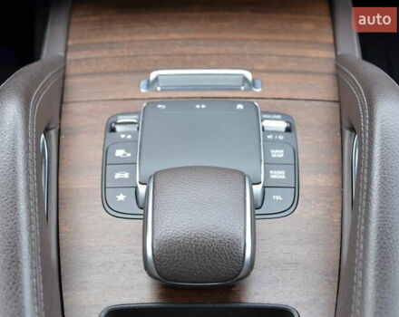 Серый Мерседес ГЛЕ-Класс, объемом двигателя 2 л и пробегом 82 тыс. км за 71999 $, фото 47 на Automoto.ua