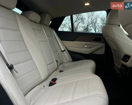 Серый Мерседес ГЛЕ-Класс, объемом двигателя 1.99 л и пробегом 150 тыс. км за 76000 $, фото 19 на Automoto.ua