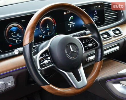 Серый Мерседес ГЛЕ-Класс, объемом двигателя 2 л и пробегом 82 тыс. км за 71999 $, фото 23 на Automoto.ua