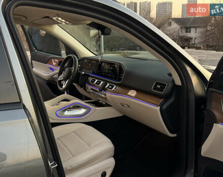 Серый Мерседес ГЛЕ-Класс, объемом двигателя 1.99 л и пробегом 37 тыс. км за 77999 $, фото 19 на Automoto.ua