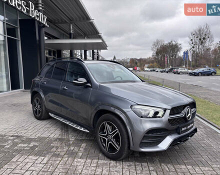 Серый Мерседес ГЛЕ-Класс, объемом двигателя 1.99 л и пробегом 69 тыс. км за 70000 $, фото 3 на Automoto.ua