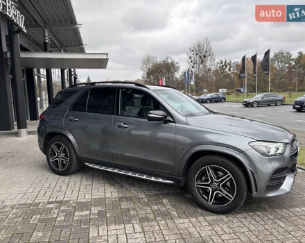 Серый Мерседес ГЛЕ-Класс, объемом двигателя 1.99 л и пробегом 69 тыс. км за 70000 $, фото 4 на Automoto.ua