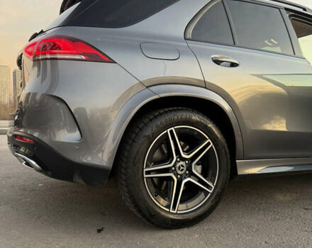 Серый Мерседес ГЛЕ-Класс, объемом двигателя 1.99 л и пробегом 37 тыс. км за 77999 $, фото 11 на Automoto.ua