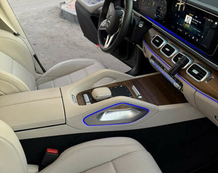 Серый Мерседес ГЛЕ-Класс, объемом двигателя 1.99 л и пробегом 37 тыс. км за 77999 $, фото 20 на Automoto.ua