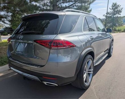 Серый Мерседес ГЛЕ-Класс, объемом двигателя 2 л и пробегом 21 тыс. км за 35000 $, фото 3 на Automoto.ua