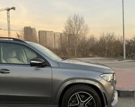Серый Мерседес ГЛЕ-Класс, объемом двигателя 1.99 л и пробегом 37 тыс. км за 77999 $, фото 10 на Automoto.ua