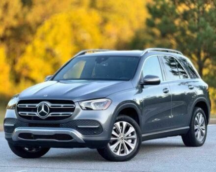 Сірий Мерседес ГЛЕ-Клас, об'ємом двигуна 2 л та пробігом 34 тис. км за 29900 $, фото 2 на Automoto.ua