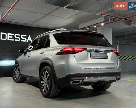 Сірий Мерседес ГЛЕ-Клас, об'ємом двигуна 2 л та пробігом 11 тис. км за 89000 $, фото 4 на Automoto.ua