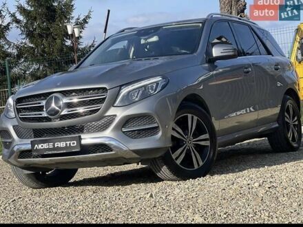 Серый Мерседес ГЛЕ-Класс, объемом двигателя 3 л и пробегом 188 тыс. км за 30668 $, фото 1 на Automoto.ua