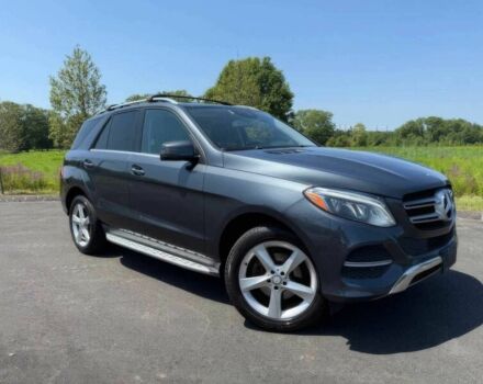 Серый Мерседес ГЛЕ-Класс, объемом двигателя 3.5 л и пробегом 78 тыс. км за 10000 $, фото 1 на Automoto.ua