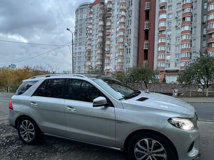 Сірий Мерседес ГЛЕ-Клас, об'ємом двигуна 3 л та пробігом 109 тис. км за 38000 $, фото 1 на Automoto.ua