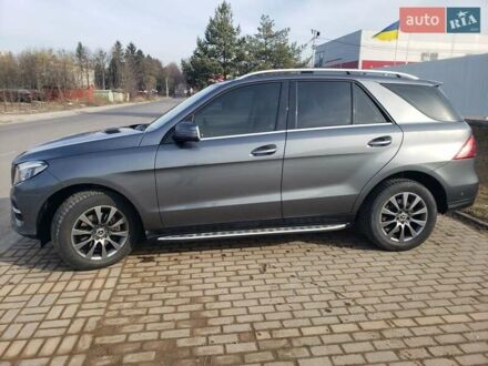 Мерседес ГЛЕ-Класс 2017 в Львове на Automoto.ua Серый Мерседес ГЛЕ-Класс, объемом двигателя 2.14 л и пробегом 70 тыс. км за 40500 $, фото 1 на Automoto.ua