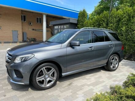 Серый Мерседес ГЛЕ-Класс, объемом двигателя 3 л и пробегом 81 тыс. км за 45900 $, фото 1 на Automoto.ua
