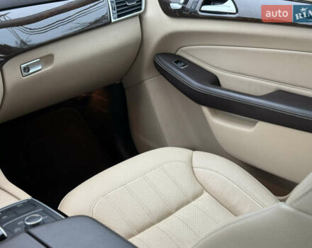 Синий Мерседес ГЛЕ-Класс, объемом двигателя 3.5 л и пробегом 85 тыс. км за 28500 $, фото 61 на Automoto.ua