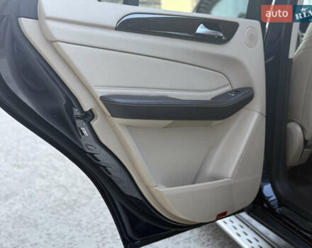 Синий Мерседес ГЛЕ-Класс, объемом двигателя 3.5 л и пробегом 85 тыс. км за 28500 $, фото 55 на Automoto.ua