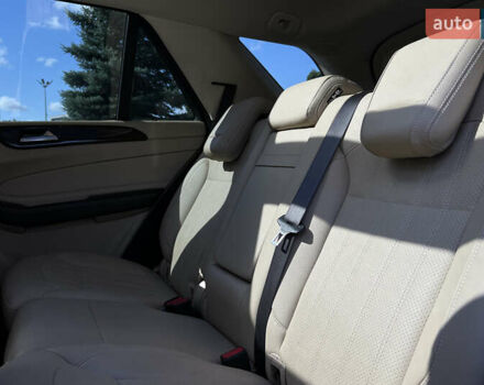 Синий Мерседес ГЛЕ-Класс, объемом двигателя 2.2 л и пробегом 135 тыс. км за 31850 $, фото 28 на Automoto.ua