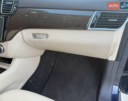 Синий Мерседес ГЛЕ-Класс, объемом двигателя 3.5 л и пробегом 85 тыс. км за 28500 $, фото 49 на Automoto.ua