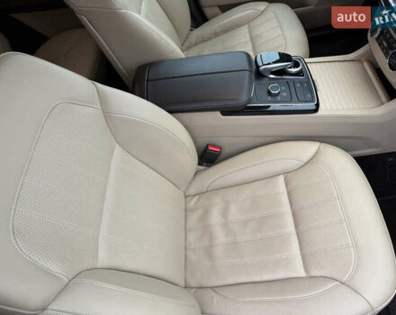 Синий Мерседес ГЛЕ-Класс, объемом двигателя 3.5 л и пробегом 85 тыс. км за 28500 $, фото 62 на Automoto.ua