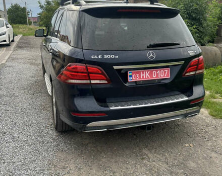 Синий Мерседес ГЛЕ-Класс, объемом двигателя 2.2 л и пробегом 140 тыс. км за 30030 $, фото 4 на Automoto.ua