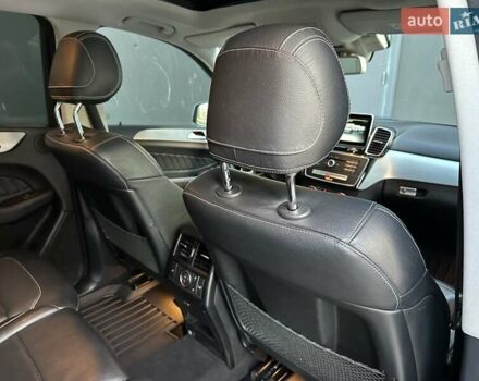 Синій Мерседес ГЛЕ-Клас, об'ємом двигуна 3 л та пробігом 170 тис. км за 29850 $, фото 69 на Automoto.ua