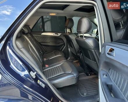 Синій Мерседес ГЛЕ-Клас, об'ємом двигуна 3 л та пробігом 170 тис. км за 29850 $, фото 65 на Automoto.ua