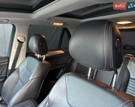 Синій Мерседес ГЛЕ-Клас, об'ємом двигуна 3 л та пробігом 170 тис. км за 29850 $, фото 78 на Automoto.ua