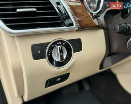 Синий Мерседес ГЛЕ-Класс, объемом двигателя 3.5 л и пробегом 142 тыс. км за 20999 $, фото 56 на Automoto.ua