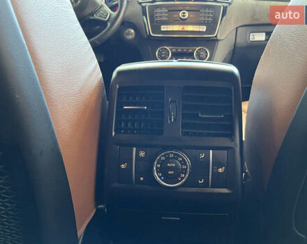 Синий Мерседес ГЛЕ-Класс, объемом двигателя 2.99 л и пробегом 158 тыс. км за 45000 $, фото 15 на Automoto.ua