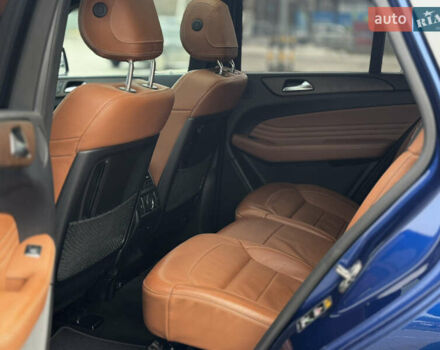 Синий Мерседес ГЛЕ-Класс, объемом двигателя 3 л и пробегом 270 тыс. км за 39999 $, фото 14 на Automoto.ua