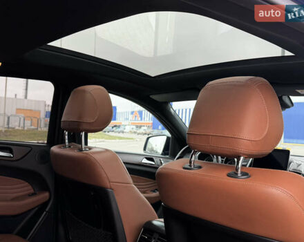 Синий Мерседес ГЛЕ-Класс, объемом двигателя 3 л и пробегом 270 тыс. км за 39999 $, фото 19 на Automoto.ua