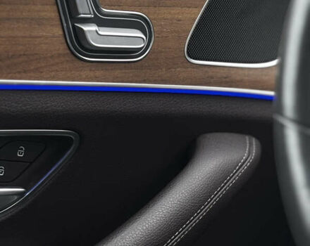 Синий Мерседес ГЛЕ-Класс, объемом двигателя 2 л и пробегом 83 тыс. км за 55990 $, фото 5 на Automoto.ua