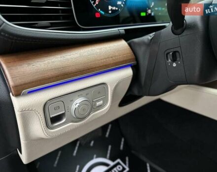 Синий Мерседес ГЛЕ-Класс, объемом двигателя 1.99 л и пробегом 53 тыс. км за 82999 $, фото 58 на Automoto.ua