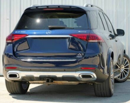 Синий Мерседес ГЛЕ-Класс, объемом двигателя 2 л и пробегом 22 тыс. км за 35000 $, фото 5 на Automoto.ua