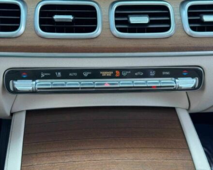 Синий Мерседес ГЛЕ-Класс, объемом двигателя 2 л и пробегом 22 тыс. км за 35000 $, фото 9 на Automoto.ua