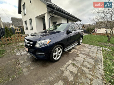 Синий Мерседес ГЛЕ-Класс, объемом двигателя 3.5 л и пробегом 169 тыс. км за 31000 $, фото 1 на Automoto.ua