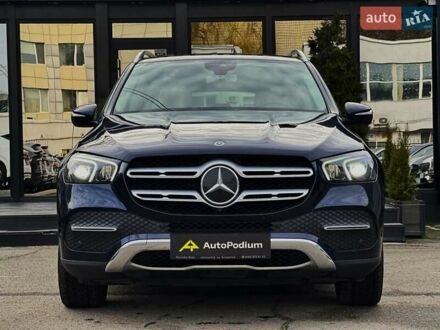 Мерседес ГЛЕ-Класс 2019 в Киеве на Automoto.ua Синий Мерседес ГЛЕ-Класс, объемом двигателя 1.95 л и пробегом 97 тыс. км за 57999 $, фото 1 на Automoto.ua